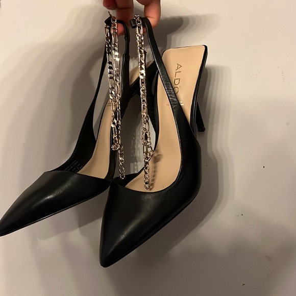 Sling back Heels with chain anklet - Picture 4 of 6